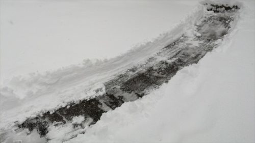 雪の一本道１２月１６日